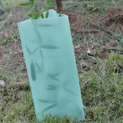 2mm ζαρωμένοι Corflute δέντρων φρουρών προστάτες κορμών δέντρων τριγώνων πλαστικοί