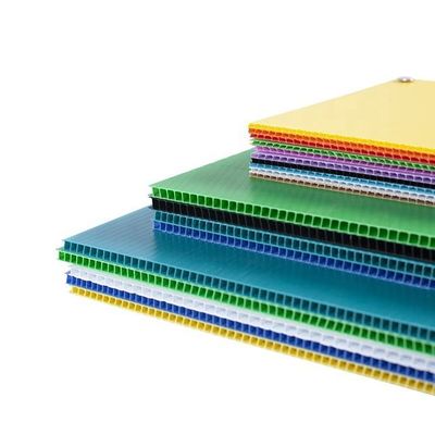 κενά σημαδιών φύλλων 4x8 Coroplast 4mm άσπρα Corflute για τη διαφήμιση